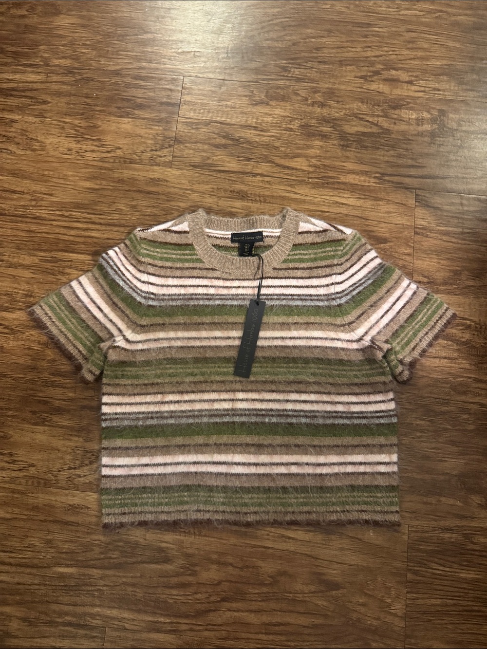 NWT Tuckernuck sweater size small